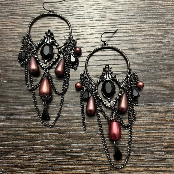 Chandelier earrings - Picture 1 of 2